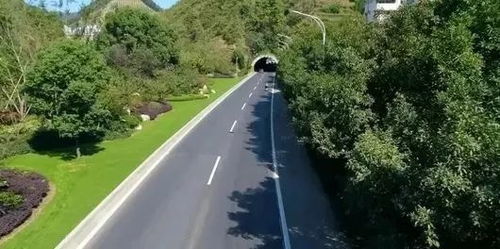四好農村路丨從經濟通道變身文化長廊，建德這條隧道厲害了